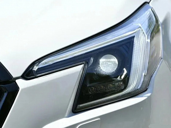 СТЕКЛО ФАРЫ ЛЕВОЕ SUBARU FORESTER 21-24